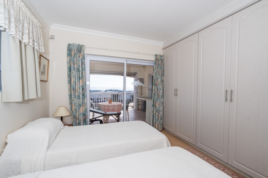 5 Bedroom Property for Sale in Myburgh Park Western Cape